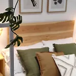 Loft Acogedor Junto Al Roig Arena Апартаменты Валенсия