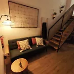Loft Acogedor Junto Al Roig Arena Апартаменты *