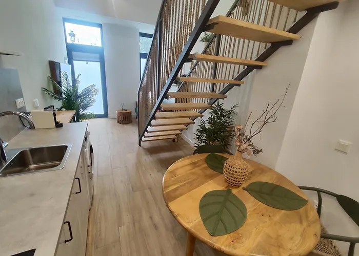 Loft Acogedor Junto Al Roig Arena Daire